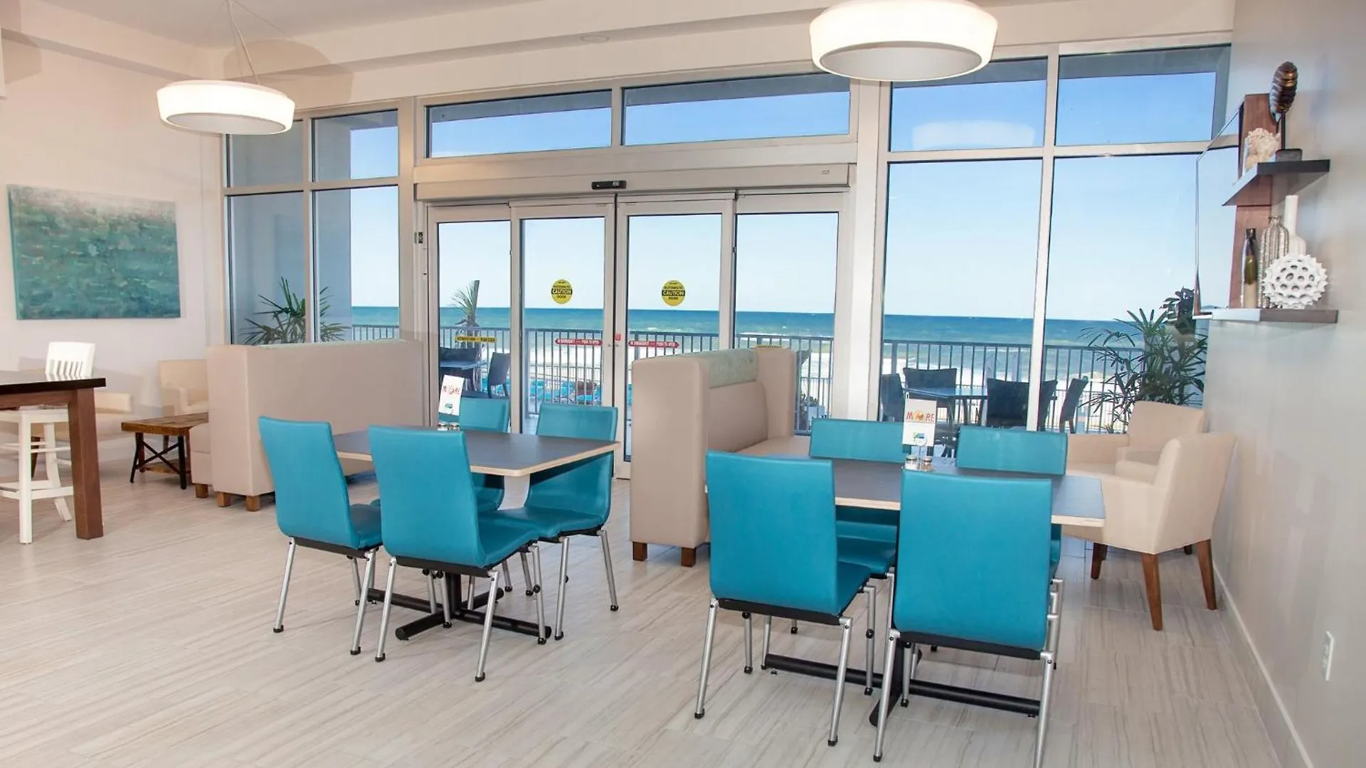 Holiday Inn Express & Suites Panama City Beach Beachfront By Ihg