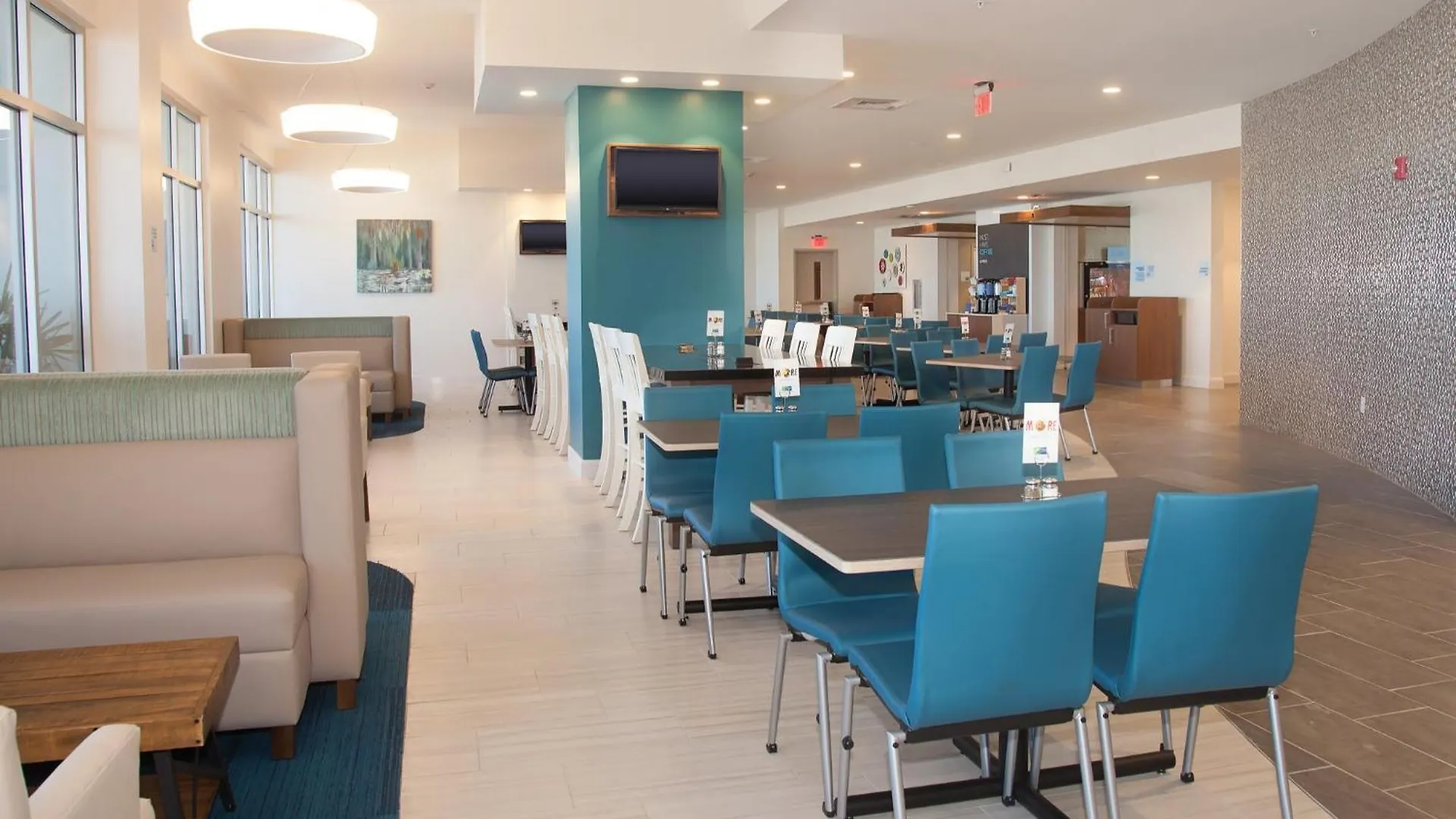 Θέρετρο Holiday Inn Express & Suites Panama City Beach Beachfront By Ihg